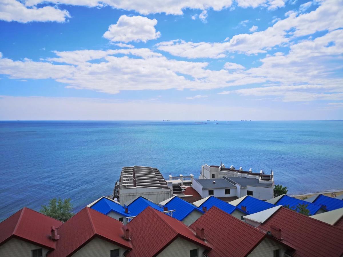 Sea View Apartments Odessa Exteriör bild